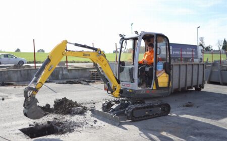 OBSLUHA STAVEBNÍCH STROJŮ